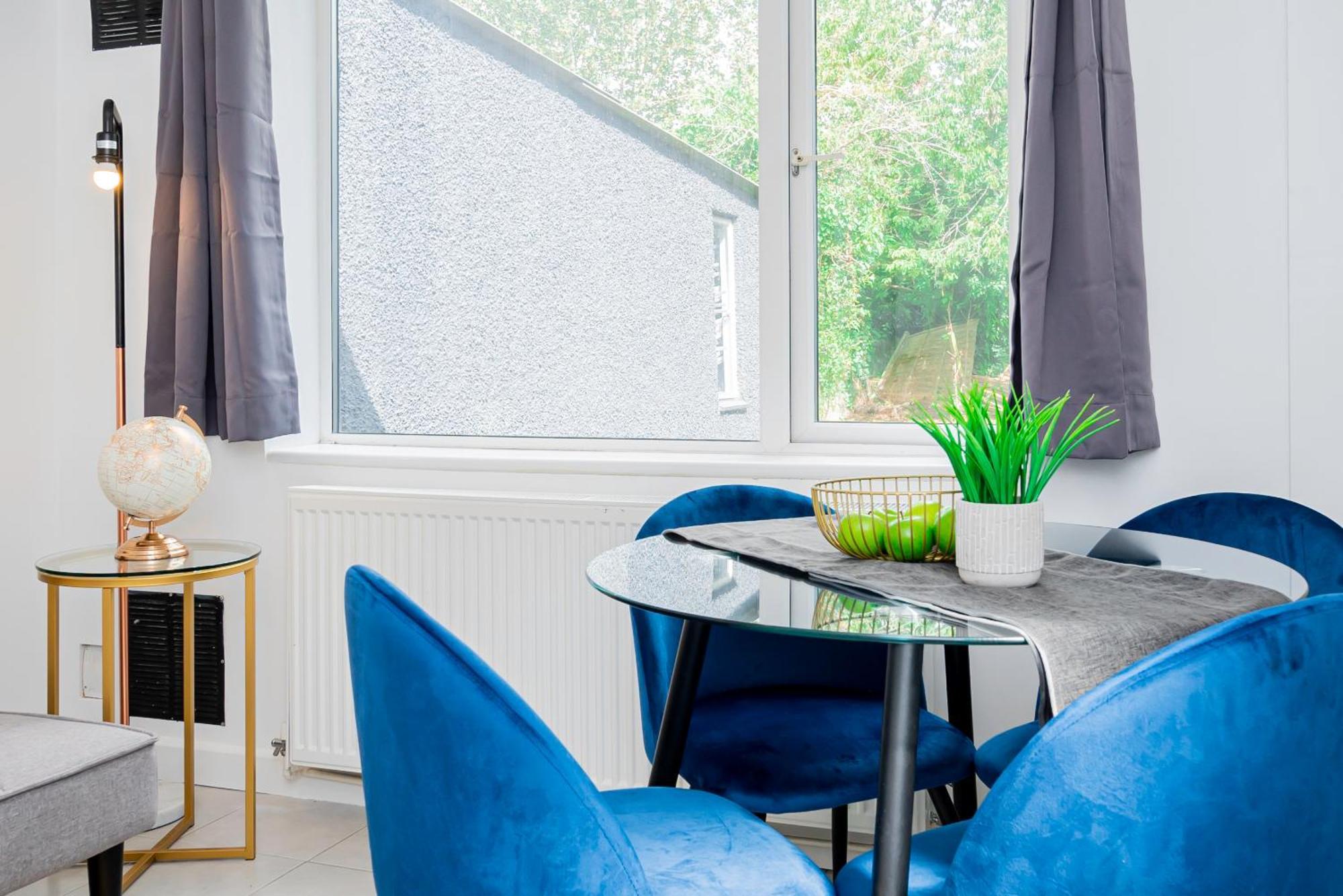 Charming 2-Bedroom Flat With A Garden And Free Parking At Abingdon Oxford Exterior foto